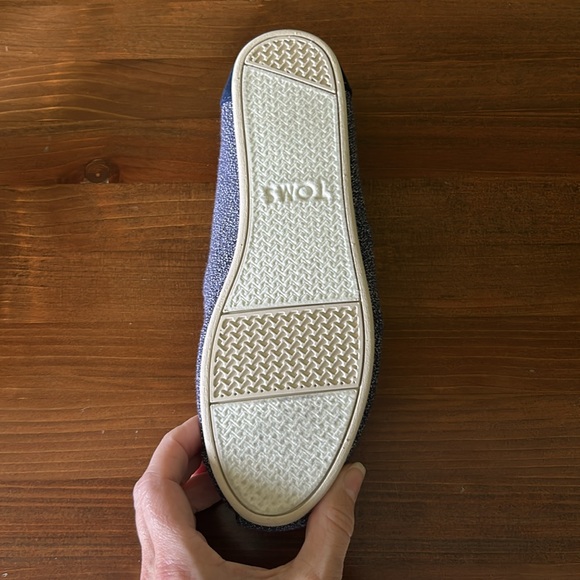 Ladies Toms Navy Classic Shoes - Picture 8 of 13